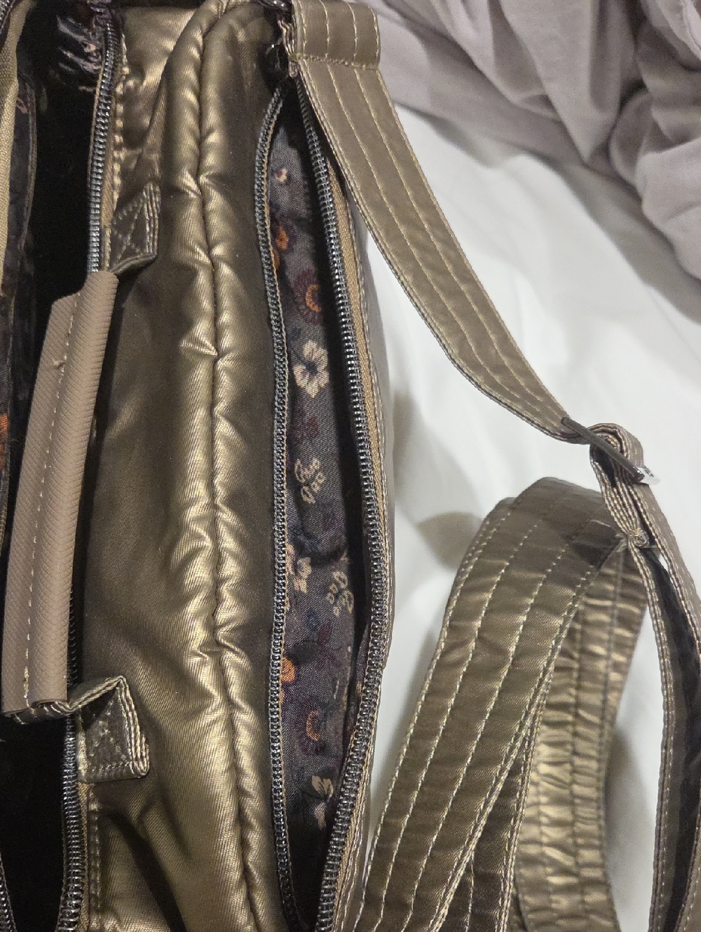 lug Quilted Metallic Trolley 2 Crossbody Bag in Metallic Walnut - Picture 7 of 7